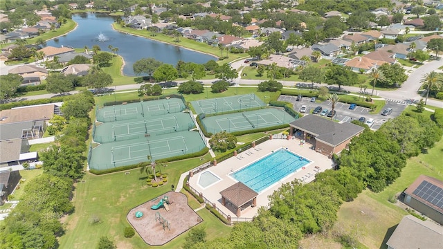 501 Dunoon St, Ocoee, FL 34761 - bird's eye view of a large body of water and a pool