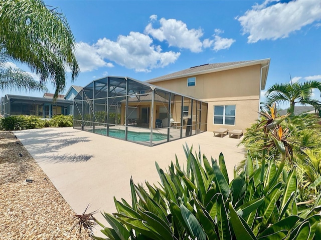 315 Wildflower Rd, Davenport, FL 33837 - swimming pool featuring a patio area and a lanai