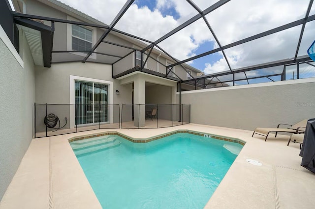 4903 Windermere Ave, Kissimmee, FL 34746 - view of pool featuring a patio and a lanai