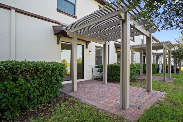 1312 Royal St George Blvd, Davenport, FL 33896 - view of patio featuring a pergola