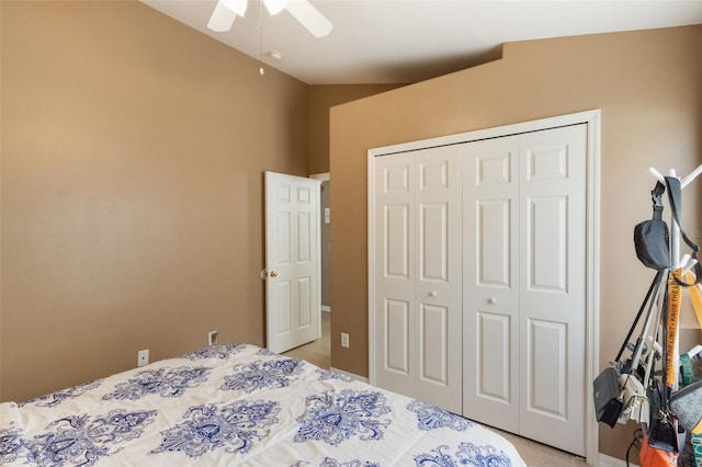 2912 Lazlo Ln, Orlando, FL 32837 - bedroom with a closet, a ceiling fan, and vaulted ceiling