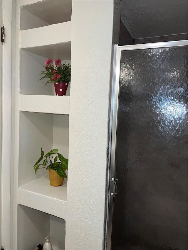 5826 Peregrine Ave Unit F01, Orlando, FL 32819 - bathroom with a stall shower