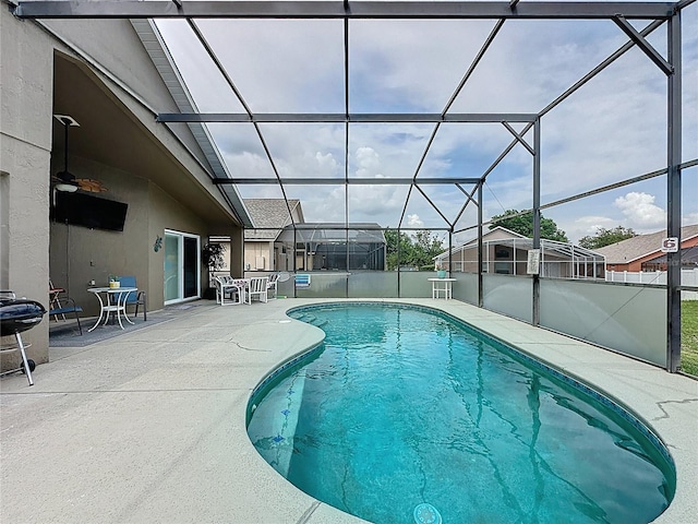 1364 Rebecca Dr, Haines City, FL 33844 - view of pool featuring a patio area, a lanai, and ceiling fan