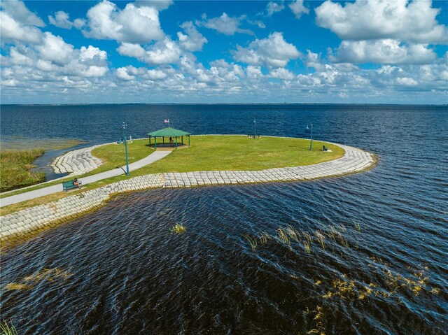 517 Carolina Ave, Saint Cloud, FL 34769 - bird's eye view of a nearby body of water