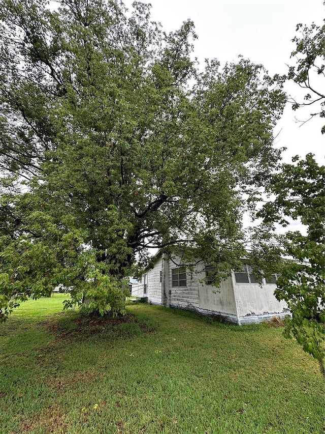 1886 Pleasant Hill Rd, Kissimmee, FL 34746 - view of green lawn