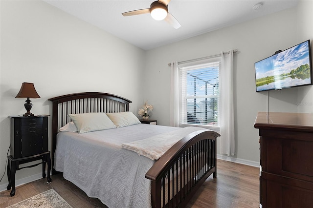 3420 Middlebrook Pl, Harmony, FL 34773 - bedroom featuring wood finished floors and a ceiling fan