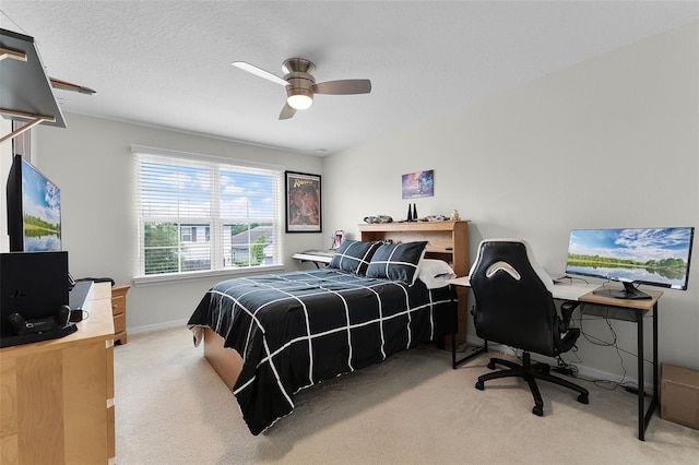 3420 Middlebrook Pl, Harmony, FL 34773 - carpeted bedroom featuring a desk and ceiling fan