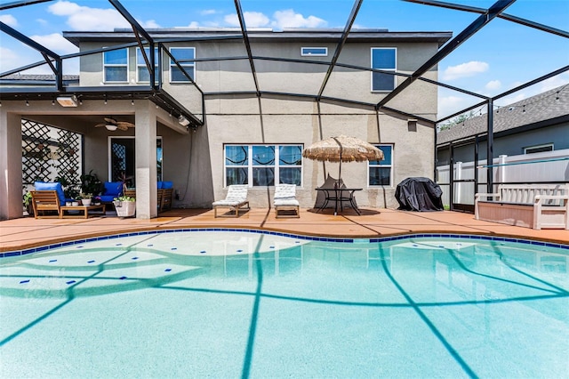 3420 Middlebrook Pl, Harmony, FL 34773 - swimming pool featuring a patio, a lanai, and a ceiling fan