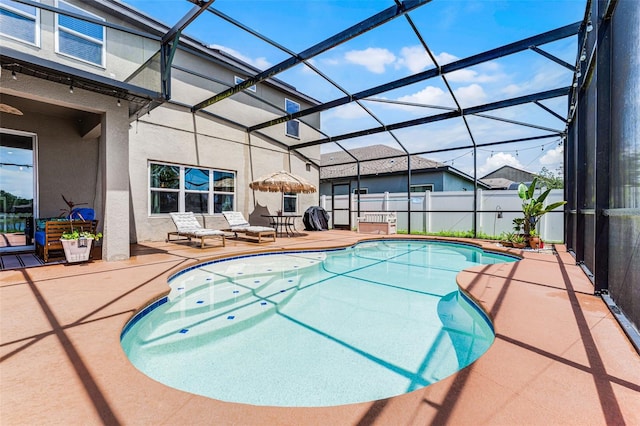 3420 Middlebrook Pl, Harmony, FL 34773 - view of pool with a patio area and glass enclosure