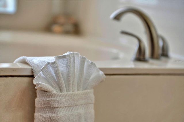 737 Oxford Dr, Davenport, FL 33897 - bathroom view