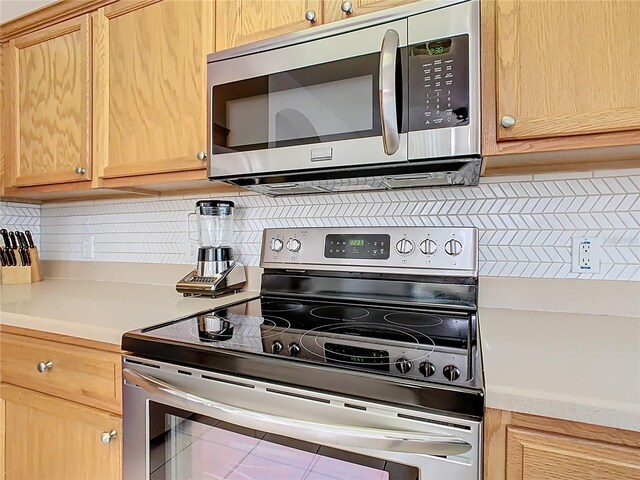 572 Sienna Dr, Poinciana, FL 34759 - photo 8