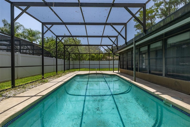 4307 Oak Ct, Saint Cloud, FL 34769 - view of swimming pool with a lanai