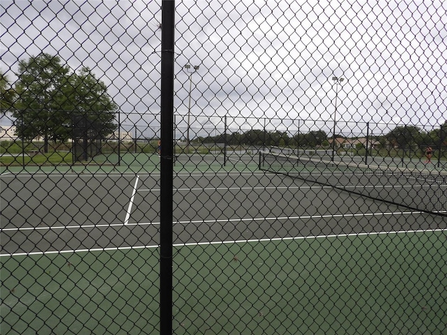 3074 Bay Laurel Cir N, Kissimmee, FL 34744 - view of tennis court