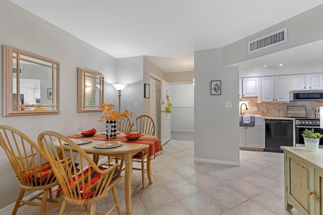 10365 Paradise Blvd Unit 21, Treasure Island, FL 33706 - photo 11