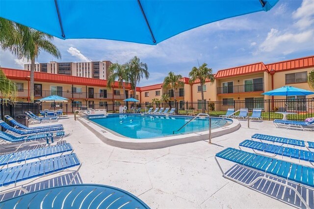 10365 Paradise Blvd Unit 21, Treasure Island, FL 33706 - photo 22