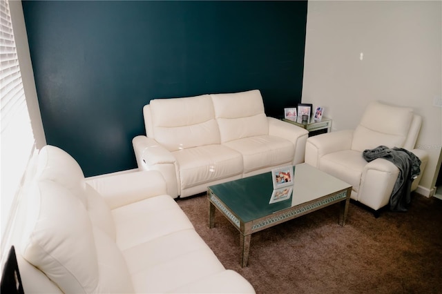 153 Taft Dr, Davenport, FL 33837 - living room featuring carpet flooring