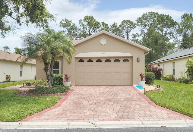 516 Millifiora Ln, Kissimmee, FL 34759 - photo 1