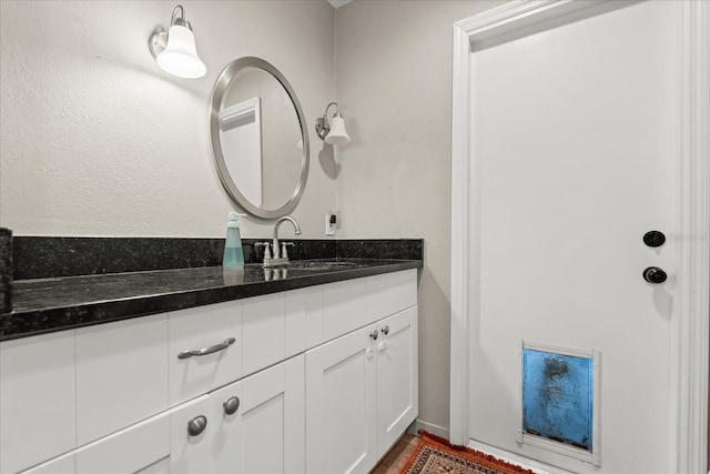 736 Forest Glen Ct, Maitland, FL 32751 - bathroom with vanity