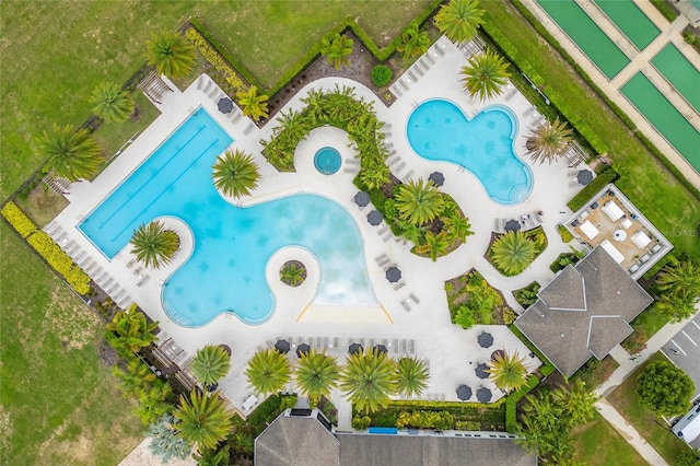1598 Whitewood Ct, Kissimmee, FL 34747 - bird's eye view of a pool area