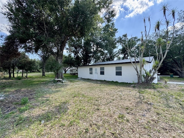 390 Hazel Cir, Punta Gorda, FL 33982 - view of green lawn