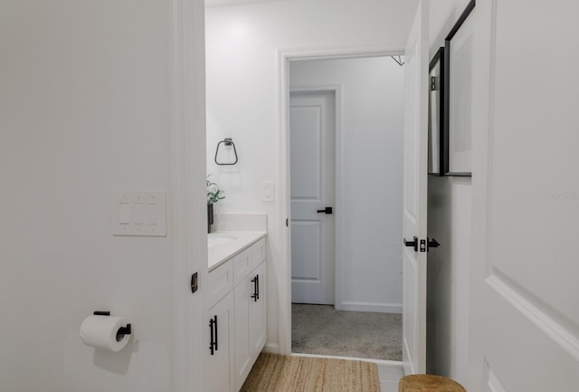 466 Cool Summer Ln, Davenport, FL 33837 - bathroom featuring vanity