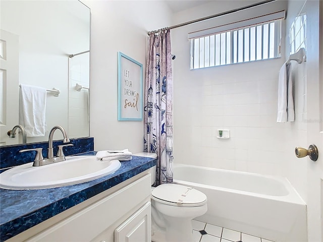 116 Westport Ln, Davenport, FL 33896 - full bath featuring vanity, shower / tub combo, toilet, and tile patterned flooring