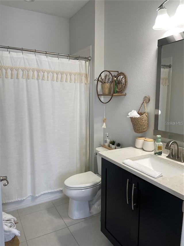 8919 Lakeshore Pointe Dr, Winter Garden, FL 34787 - full bathroom featuring vanity and tile patterned flooring