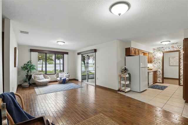1186 Laguna Cir, Saint Cloud, FL 34771 - photo 23