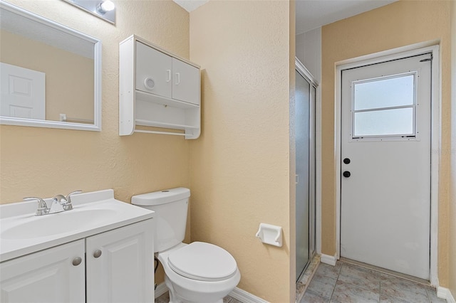 11323 Kijik Trl, Groveland, FL 34736 - full bathroom with a stall shower, vanity, and a textured wall
