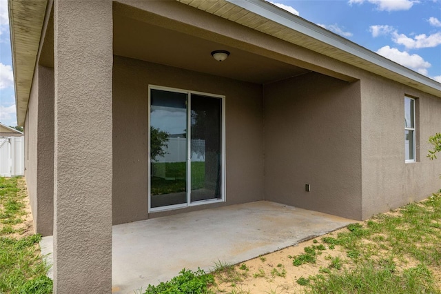 326 Highland Meadows Ave, Davenport, FL 33837 - view of patio / terrace