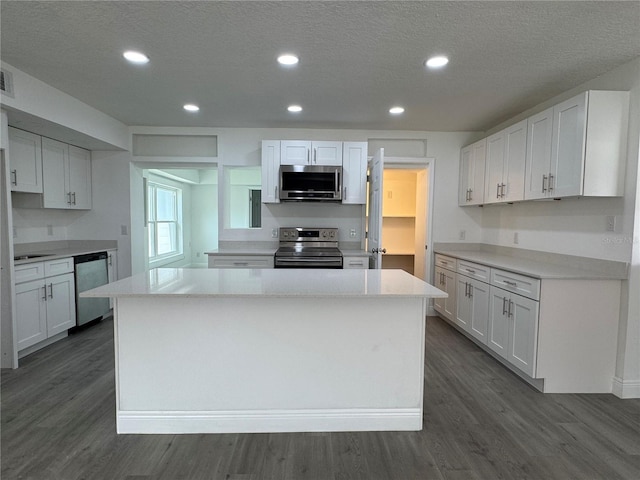 793 N Kentucky Ave, Umatilla, FL 32784 - photo 10