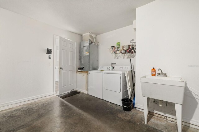 2146 Fish Eagle St, Clermont, FL 34714 - washroom featuring washer and clothes dryer