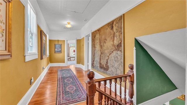 822 W Patterson St, Lakeland, FL 33803 - hall featuring light wood finished floors and baseboards
