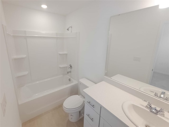 8540 Daybreak St, Sarasota, FL 34241 - full bath featuring toilet, vanity, shower / tub combination, tile patterned floors, and recessed lighting