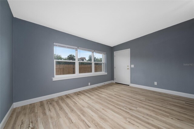 1009 S Ivey Ln, Orlando, FL 32811 - photo 12