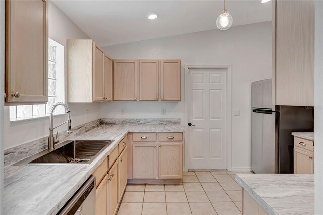 307 Balmoral Ct, Davenport, FL 33896 - photo 9