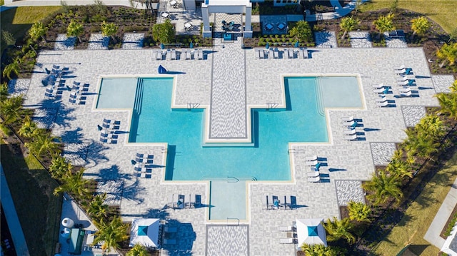 7770 Sandy Ridge Dr Unit 142, Kissimmee, FL 34747 - bird's eye view of a pool area