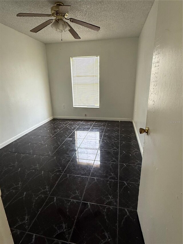 925 Derbyshire Dr, Kissimmee, FL 34758 - photo 14