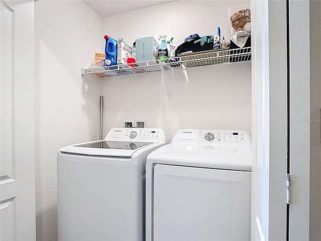 4850 Coral Castle Dr, Kissimmee, FL 34746 - washroom featuring washer and dryer