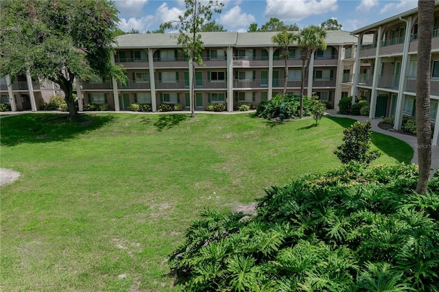 139 Oyster Bay Cir Unit 200, Altamonte Springs, FL 32701 - view of property's community with a lawn