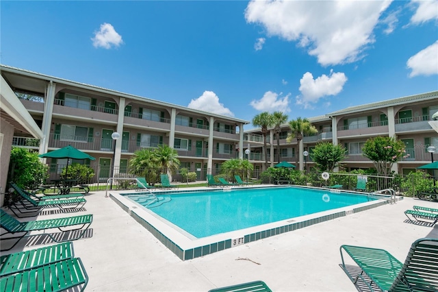 139 Oyster Bay Cir Unit 200, Altamonte Springs, FL 32701 - community pool featuring a patio area