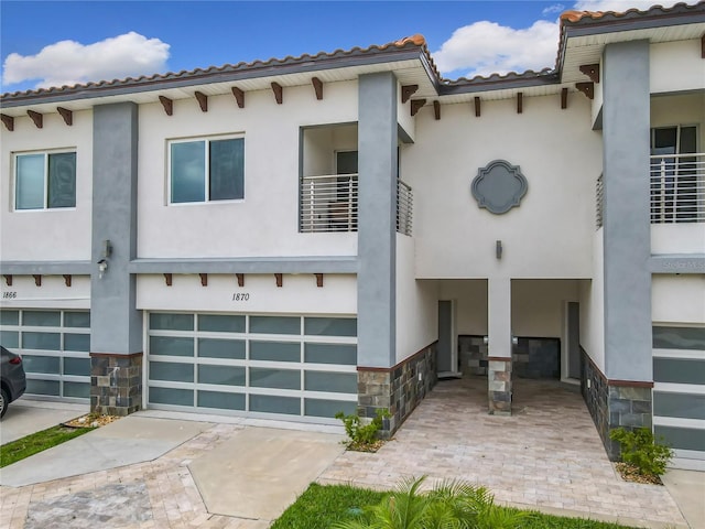 1870 Brentwood Ct, Davenport, FL 33837 - view of front of house featuring stone siding and stucco siding