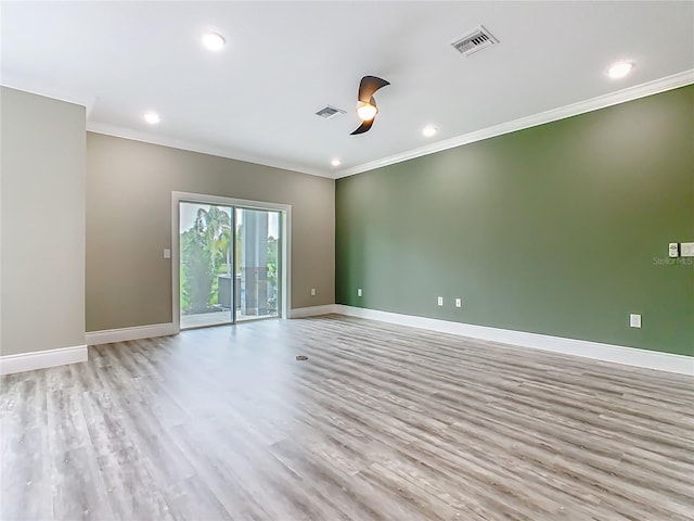 1870 Brentwood Ct, Davenport, FL 33837 - unfurnished room with crown molding, light wood-type flooring, baseboards, and recessed lighting