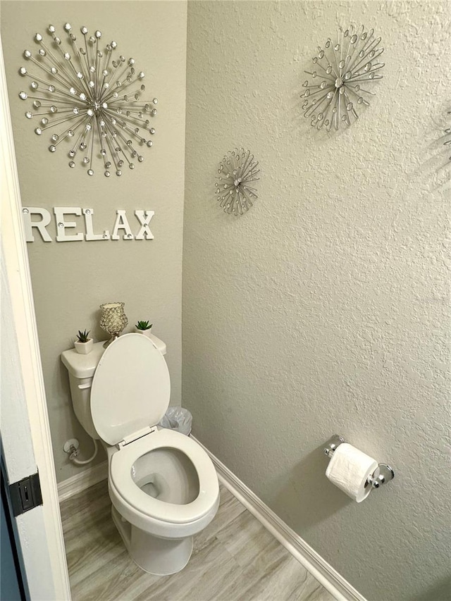 1016 Cascade Dr, Davenport, FL 33837 - bathroom with wood finished floors