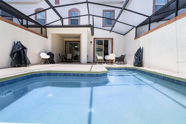 1565 Plunker Dr, Davenport, FL 33896 - view of outdoor pool