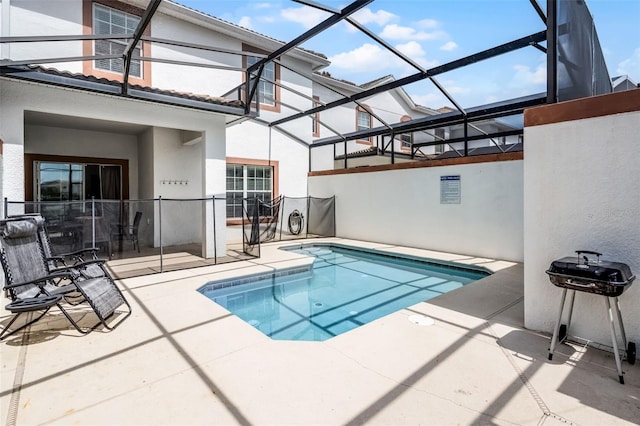 1578 Slice Way, Davenport, FL 33896 - view of swimming pool featuring a patio area and a lanai