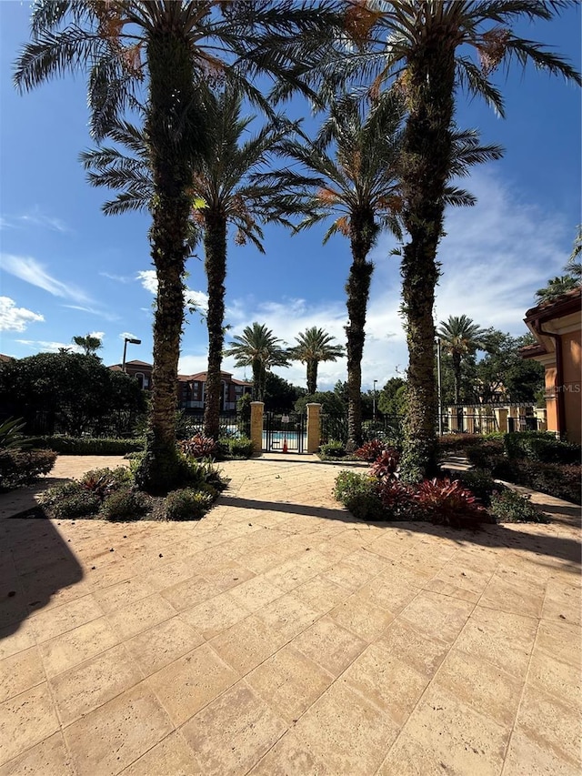 6169 Metrowest Blvd Unit 208, Orlando, FL 32835 - view of yard