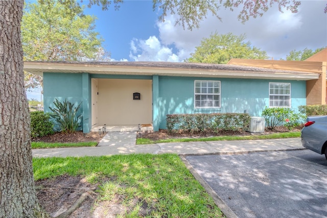 4768 Tangerine Ave Unit 4768, Winter Park, FL 32792 - view of front of house featuring stucco siding