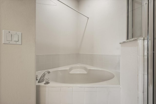 2050 Island Walk Dr, Orlando, FL 32824 - bathroom featuring a bath