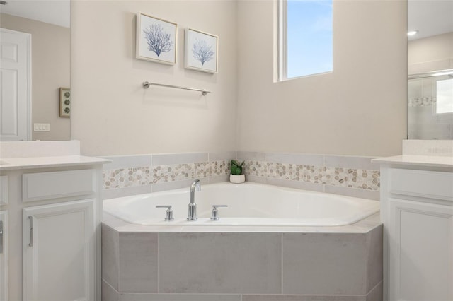 5133 Citrus Leaf Blvd, Winter Garden, FL 34787 - full bath featuring vanity, plenty of natural light, and a bath